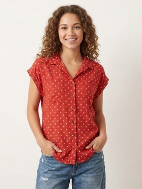 JACHS Girlfriend Red and White Button-Down Shirt